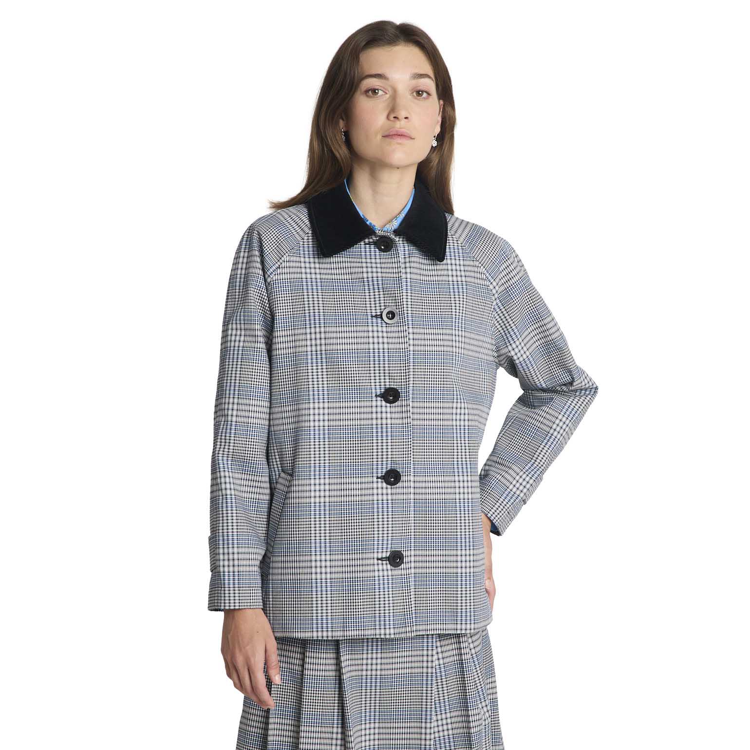 Twenty Seven Names A Cat May Look At A Queen Jacket